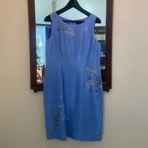 Women’s Ann Taylor Petite 100% Silk & Embroidered Sheath Dress.